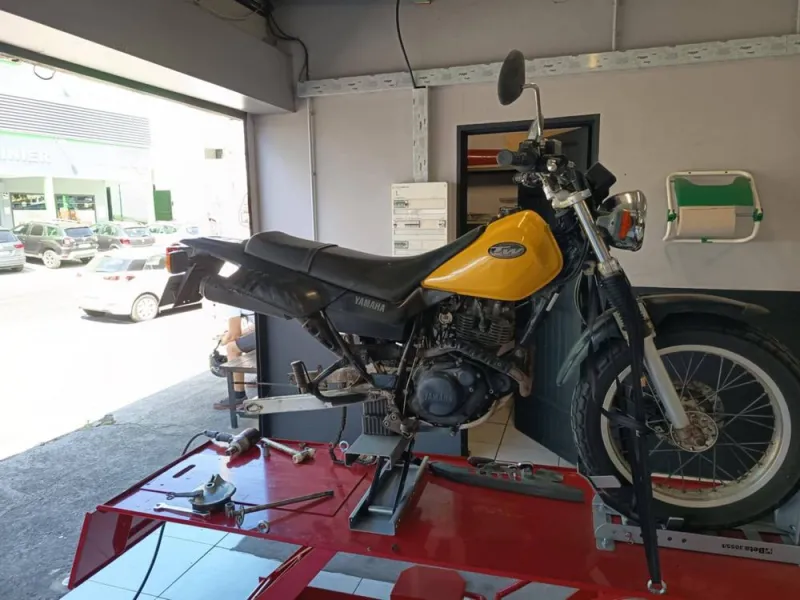 Garage pour changement de pneus, L'Étang-Salé, Progom