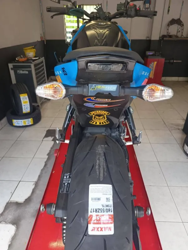 Garage pour changement de pneus, L'Étang-Salé, Progom